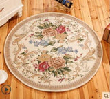 Fleur en motif de ce tapis rond anti dérapant
