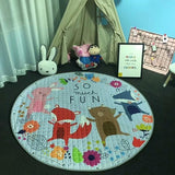 Ce tapis rond avec des animaux funs
