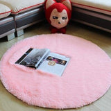 tapis rond pour un salon rose