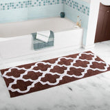 Marron est la couleur de ce tapis de salle de bain fin antirérapant