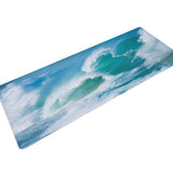 Les vague déchaînée de la mer. image sur tapis de cuisine 