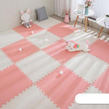 Blanc rose sont les deux couleur de ce tapis bébé en mousse t en dalle