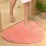 En forme de coeur est ce tapis de salle de bain rose clair