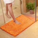 Tapis de salle de bain de couleur orange
