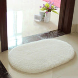 Tapis de joli couleur blanc ovale salle de bain